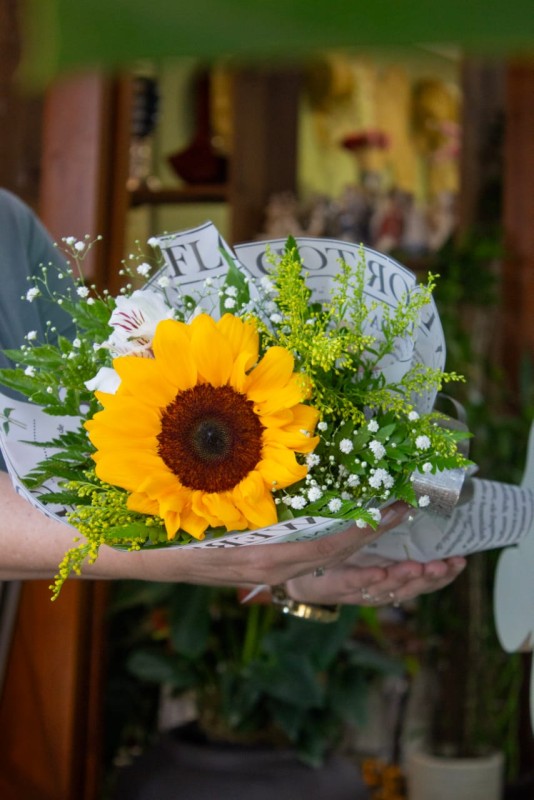 Buquê Girassol - Floricultura Santa Terezinha