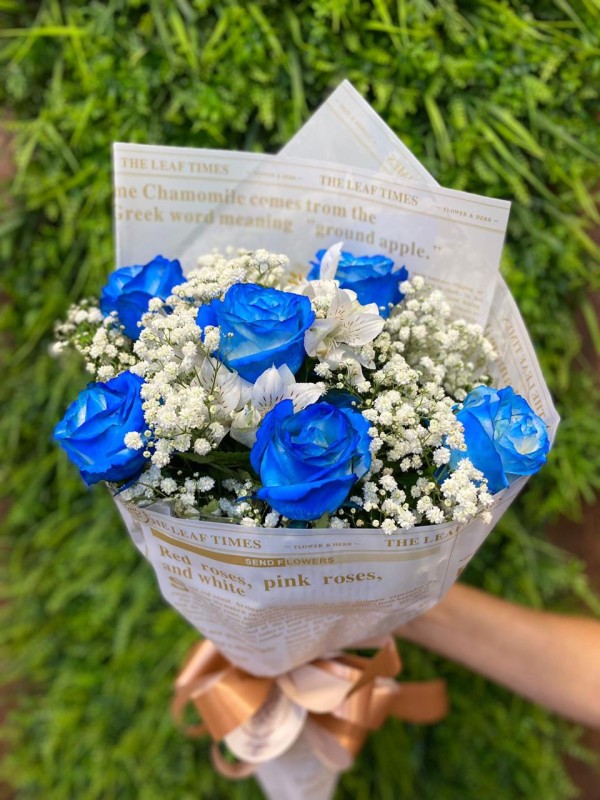 Buquê Rosas Azuis - Floricultura Santa Terezinha